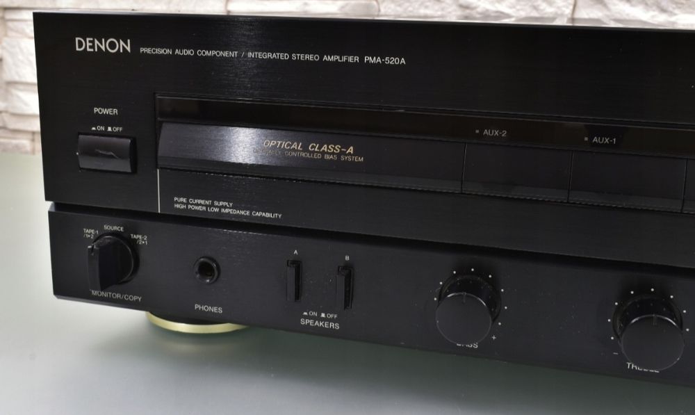 Продавам стерео усилвател Denon PMA-520A
