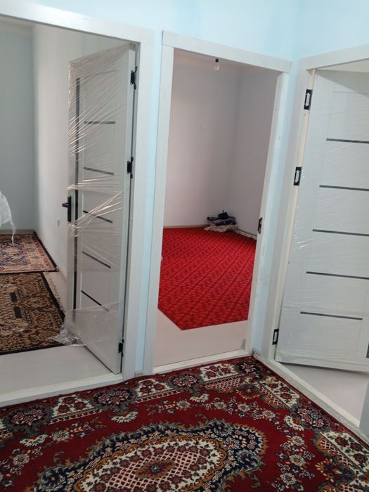 Ижарага берилади 2 хонали дом Хамро Бобо туйхона оркасида жойлашган .