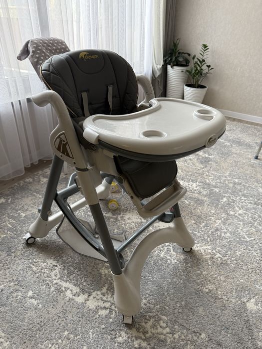 Детский столик для кормления