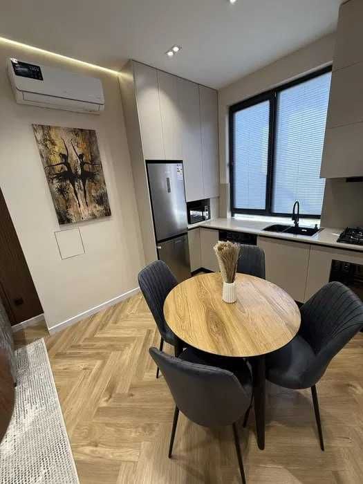 М010 СРОЧНО ПРОДАЖА 1 ком кв Шайхантахур Чарх Новза Самарканд дарвоза