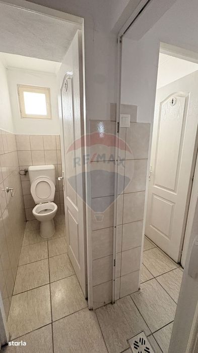 Spațiu comercial la strada + bar/cafenea în Centru Medias