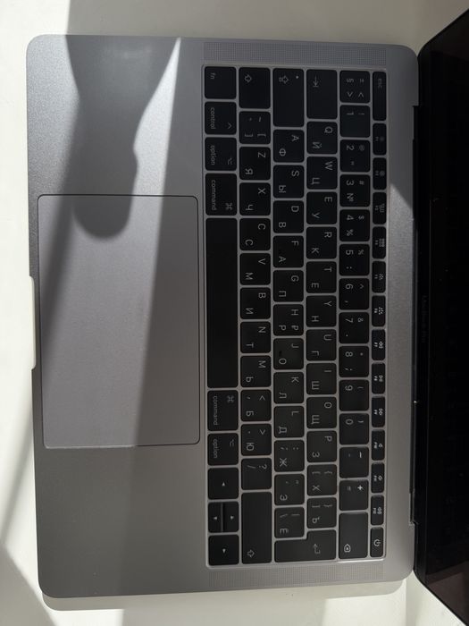 MacBook Pro 13 модель A1708