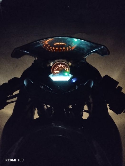 Продам мотоцикл .