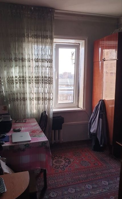 Юнусабад 12 квартал. Продается квартира 4/7/9