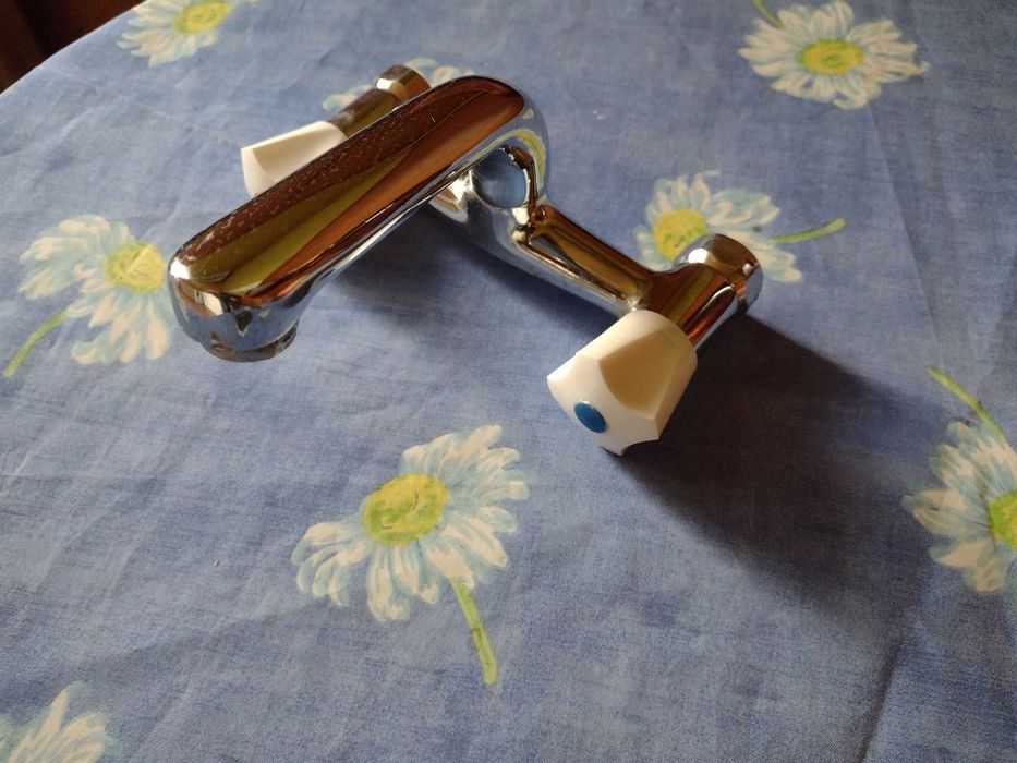 Смесител за мивка