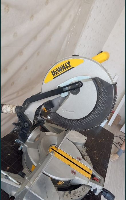 Установка плинтуса