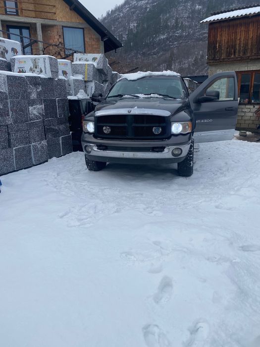 doge ram autoutilitara