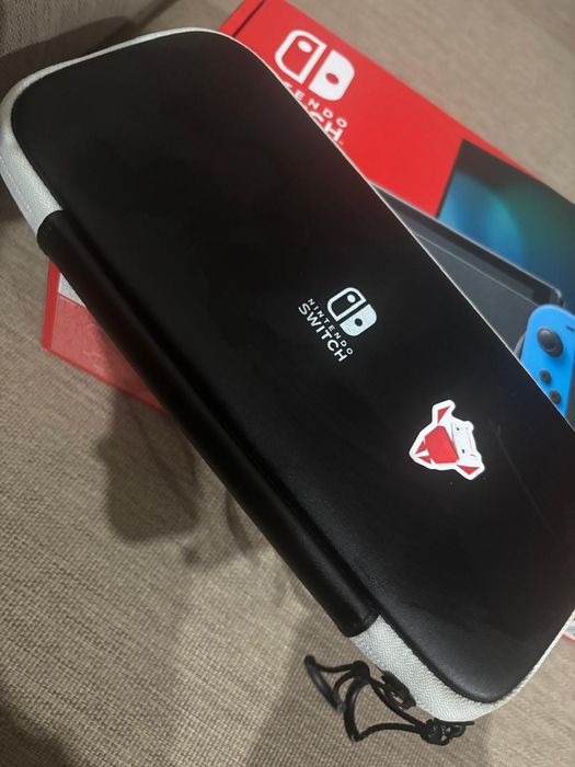 Nintendo switch în stare foarte buna