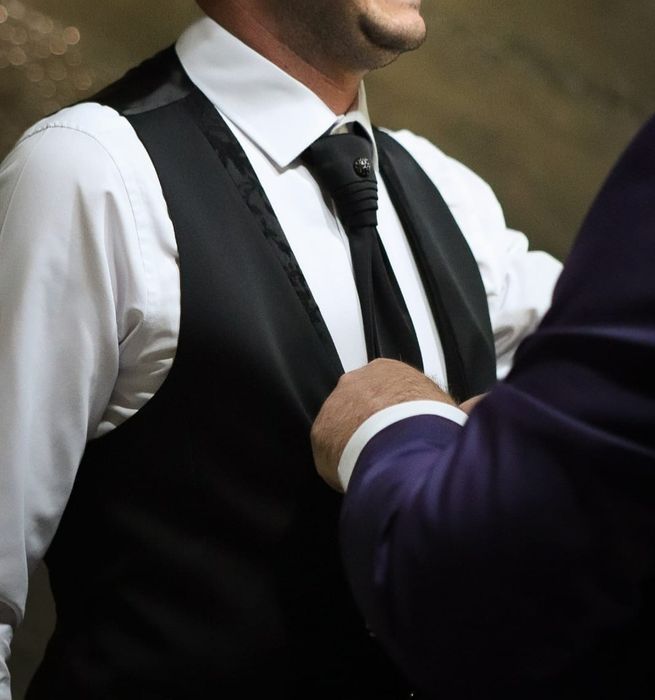 Costum de mire Pasha