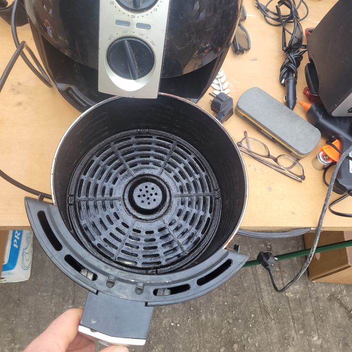 Fripteoza cu aer cald 1500w