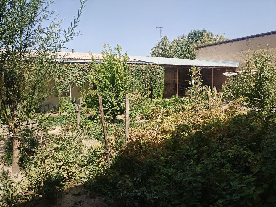 Участка сотилади