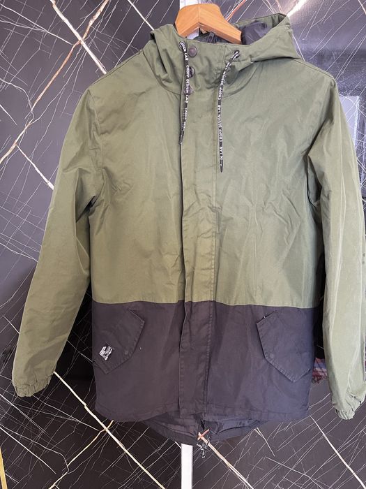 Куртка на весну, легкая