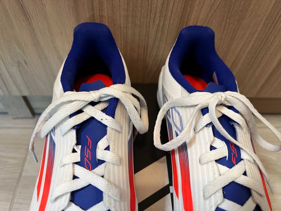 adidas F50 club маратонки за футбол номер 41,5