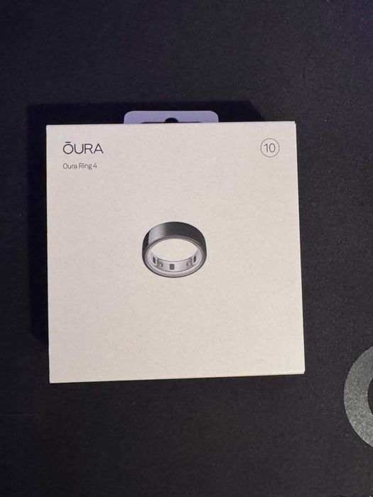 Чисто Нов НЕОТВАРЯН!! Oura Ring 4 (Size 10) Black