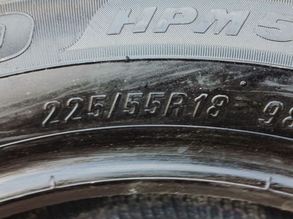 225/55/18 MAXXIS