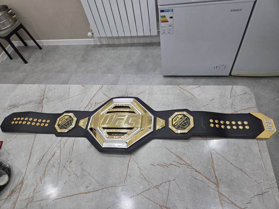 Пояс чемпиона юфс