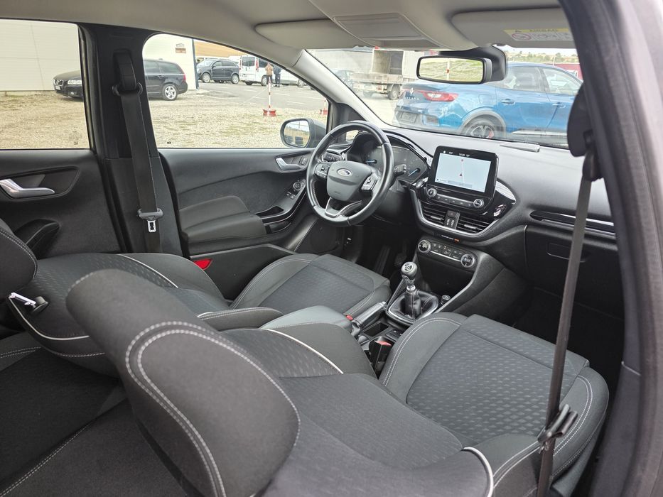 Ford fiesta 1.0i an 2018 lane assist navi  rate