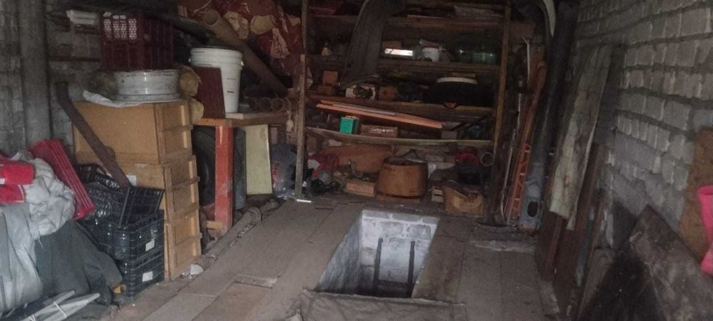 Продам гараж кооператив Космос