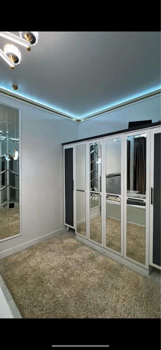 Спальныи гарнитур