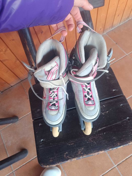 Vând role Rollerblade K2 Athena – role mărime EU 37 (24 cm) – stare foarte bună