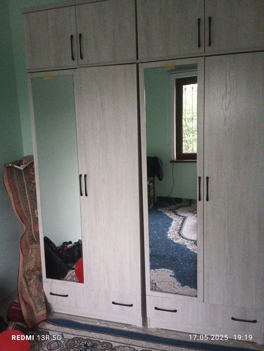 Шкаф сотилади холати янги