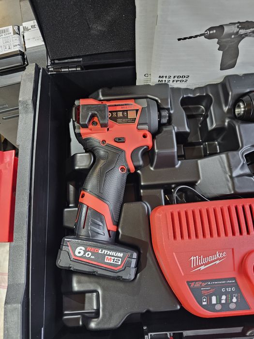 Set Milwaukee m12 FPP2A2-602x