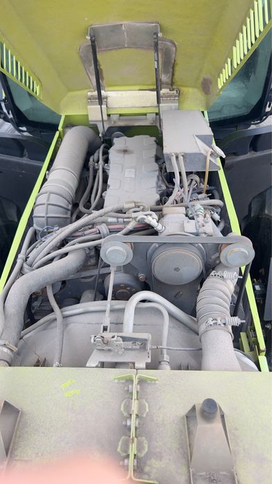 Трактор xerion 3800,