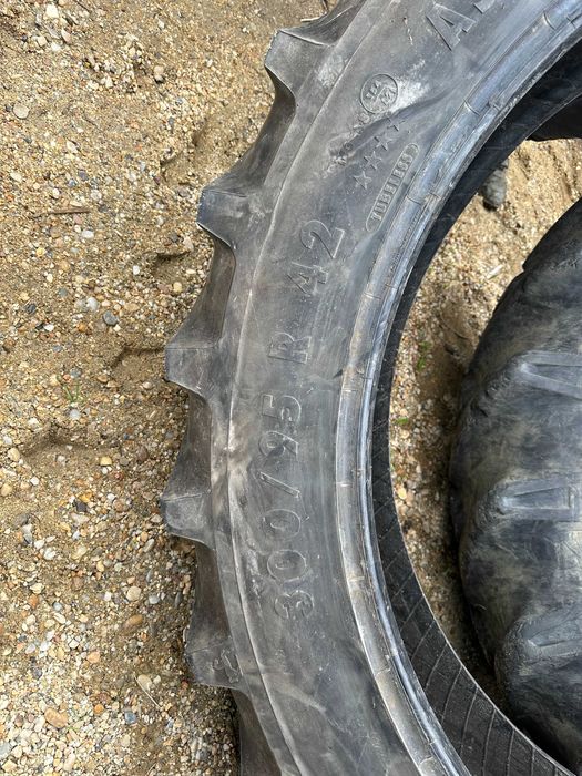 Anvelopa 395/80 R42