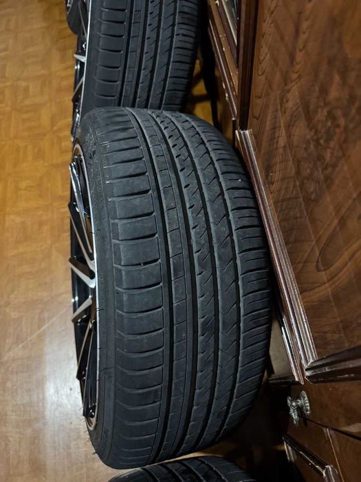 Диски VOSSEN R18 215/40