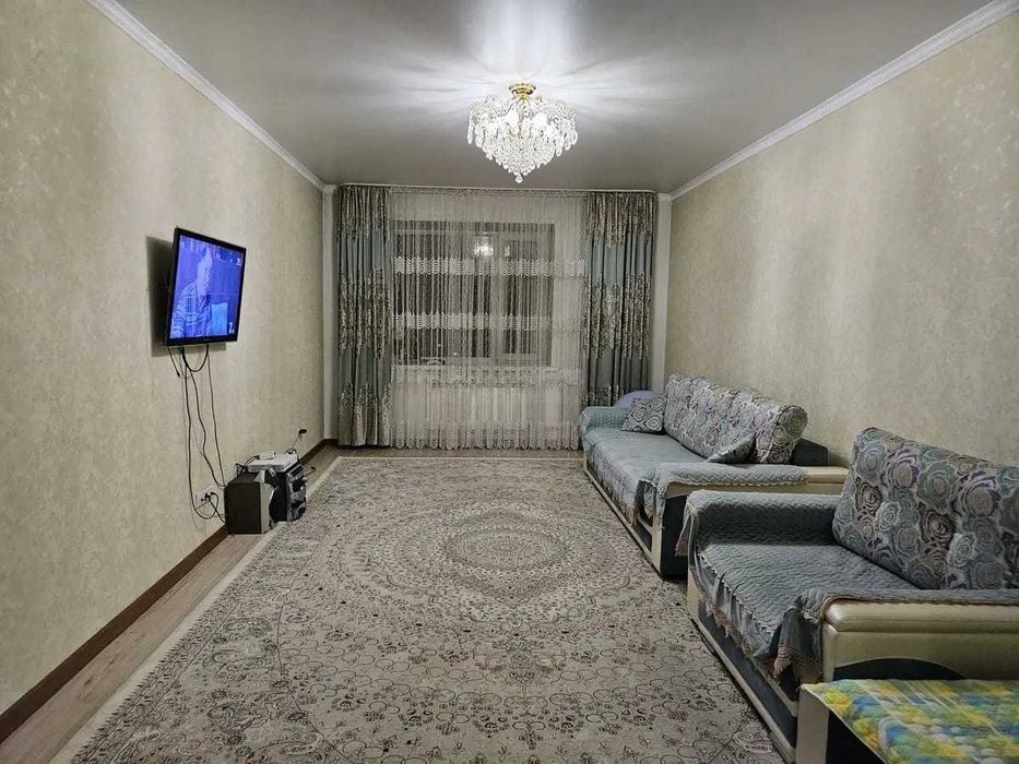 продам 3 комн квартиру в центре