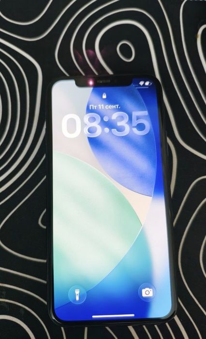 iPhone 11pro в хорошем состоянии