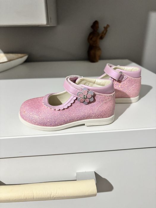 Balerini/pantofi roz cu sclipici marimea 21