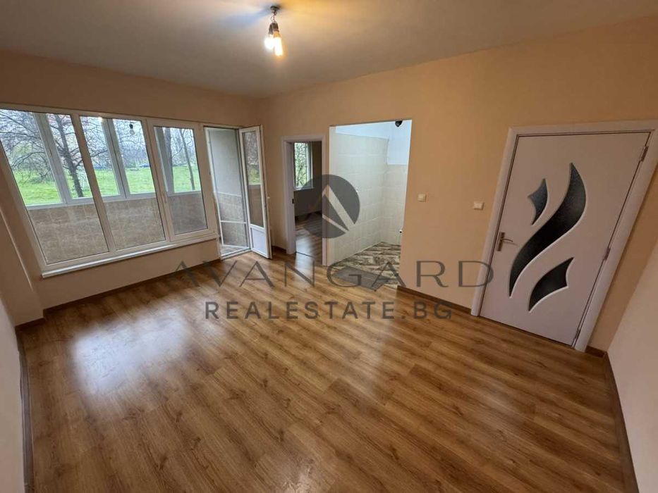 оф.24596 Двустаен реална квадратура/ Тракия