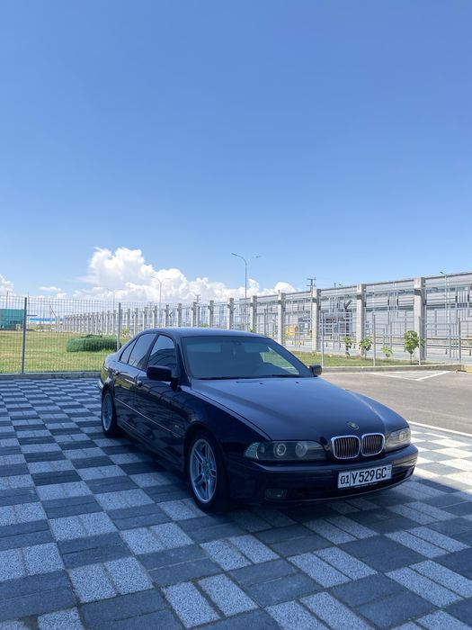 BMW E39 520i 1998