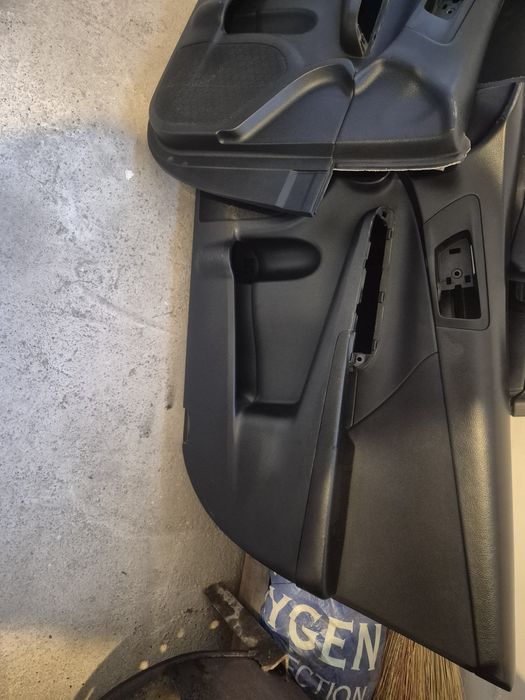 Дверные карты на камри 55 европа