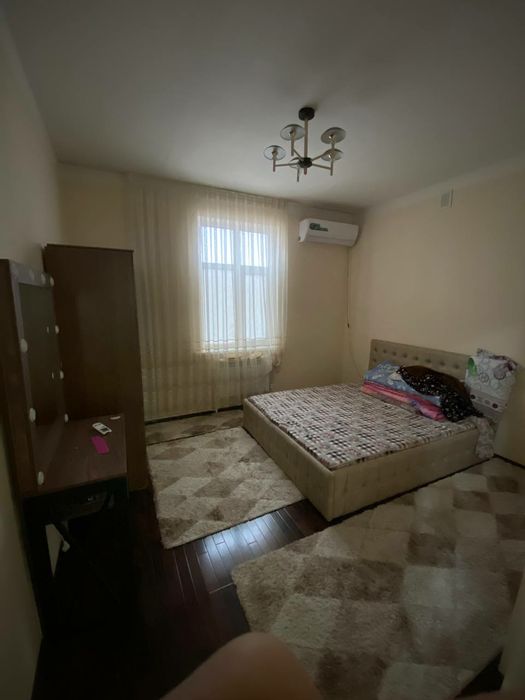 Базардын касында Ш Рашидов кошеде таза керпич дом сатылады 3 комната