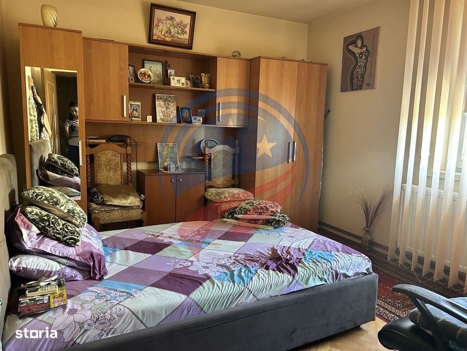 Apartament 2 camere semidecomandat | Semicentral | Etaj 3 | Mobilat și