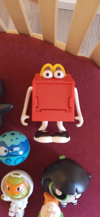 Детски играчки кукли монстер ролеви игри и  други забавни нещица