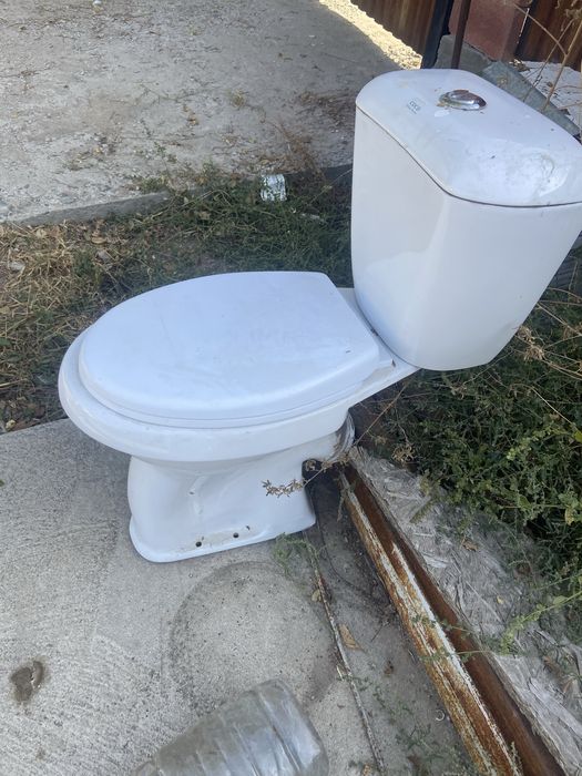 Бу унитаз керамика