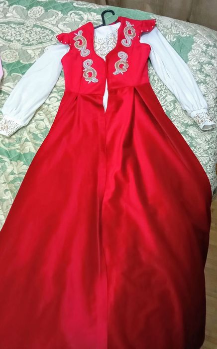 Продаю платья для кыз узату