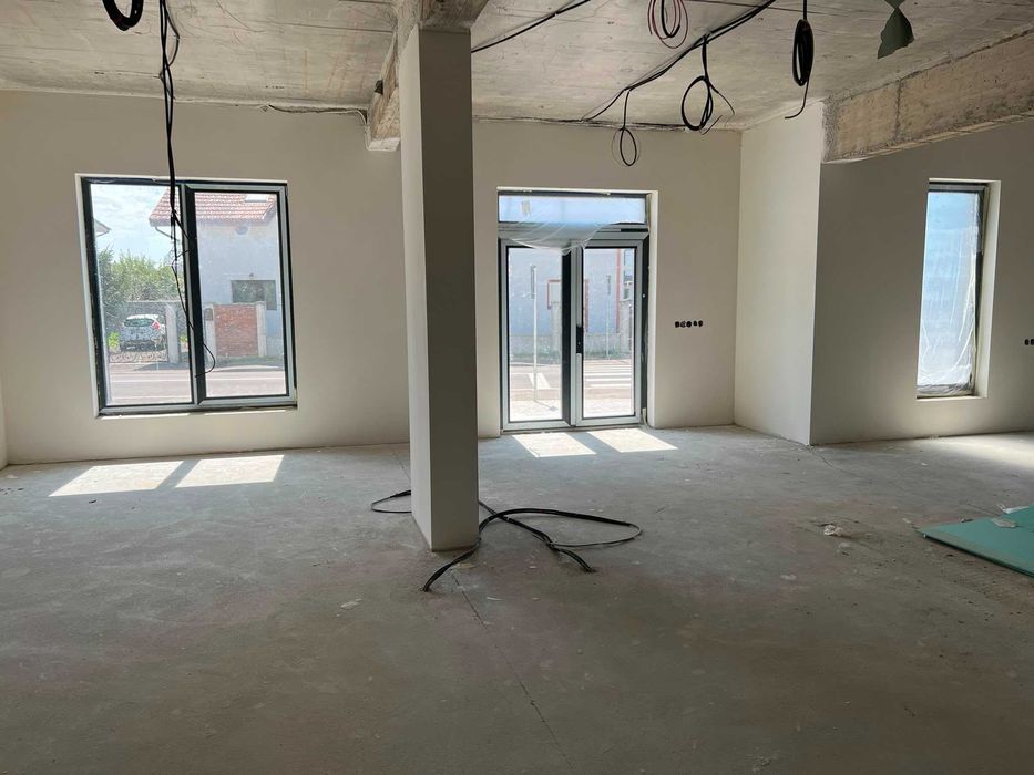 Spatiu comercial, zona semicentrala, Acs Alajos, 178 mp