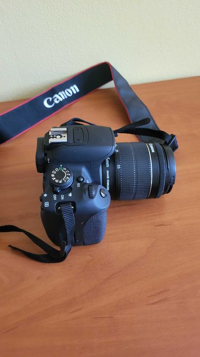 Canon 700d + obiectiv 18-55 mm