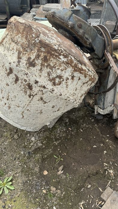 Продам бетономешалку