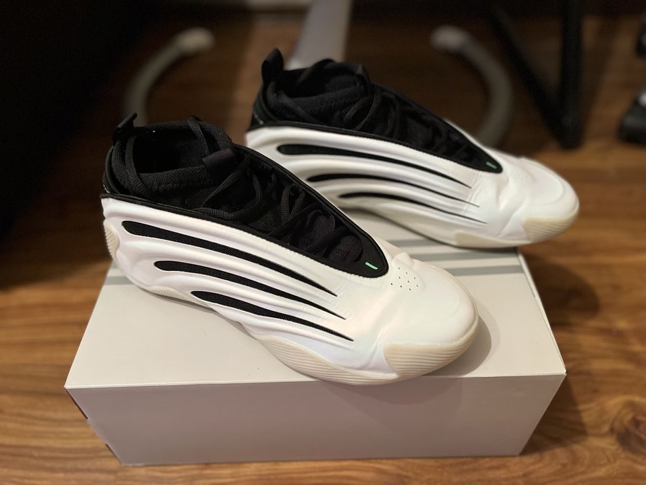 Баскетболни кецове Adidas Harden Volume 9