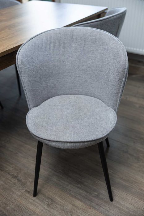 Комлект маса и столове