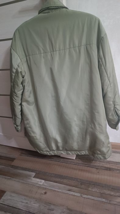 Продам куртку в виде рубашки.