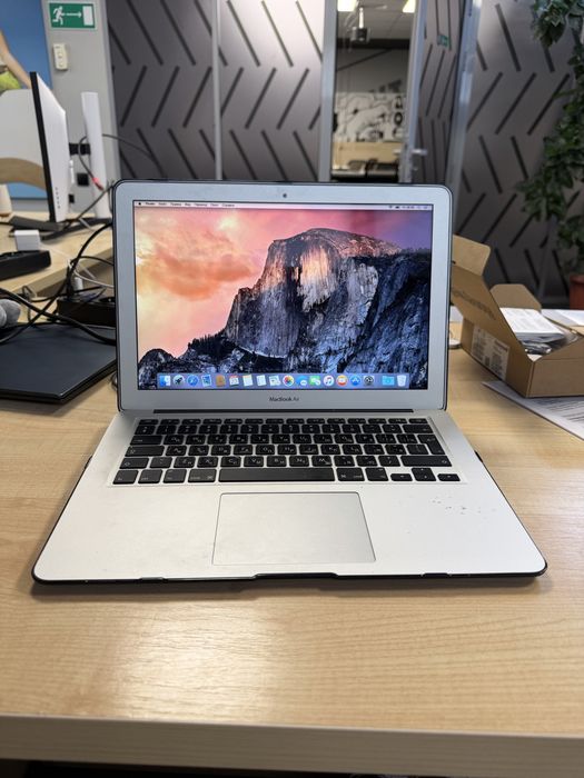 Macbook air 13 256
