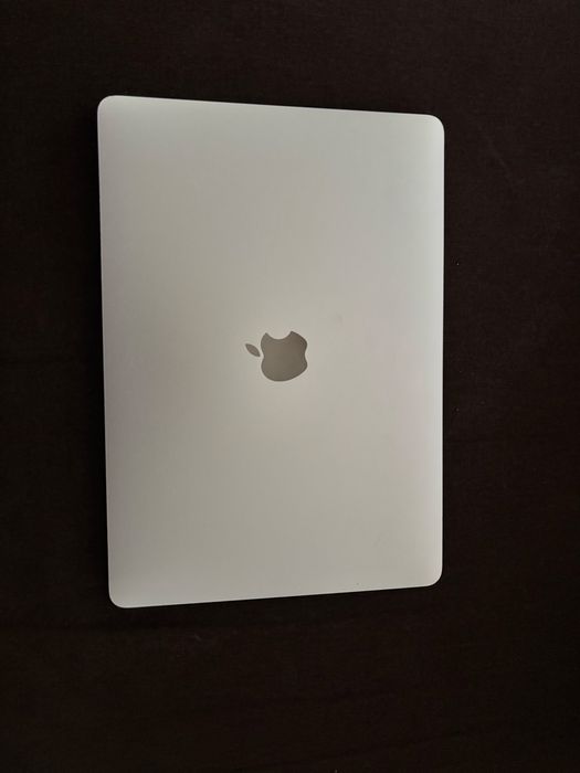 Mac book pro 13 inch M1 512gb