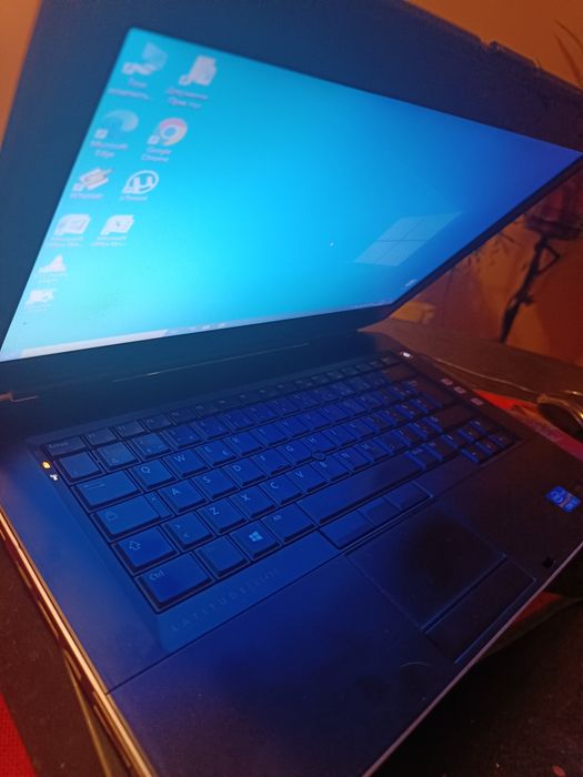 4-ядрен лаптоп DELL latitude E5430