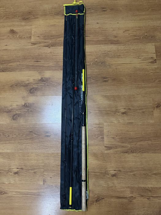 Продавам комплект:  Formax Shadow Feeder 3.90 м  Mitchell Avocet R Black Edition 6500FS